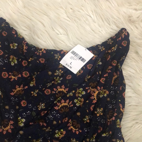 Romper - Picture 2 of 2